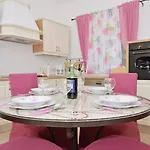 Gem Of The Sea Luxury With Brand New Heating Infinity Pool Apartment Trogir