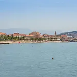 Apartment Gem Of The Sea Luxury With Brand New Heating Infinity Pool *