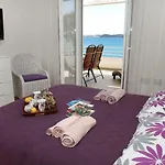 Apartment Gem Of The Sea Luxury With Brand New Heating Infinity Pool Trogir